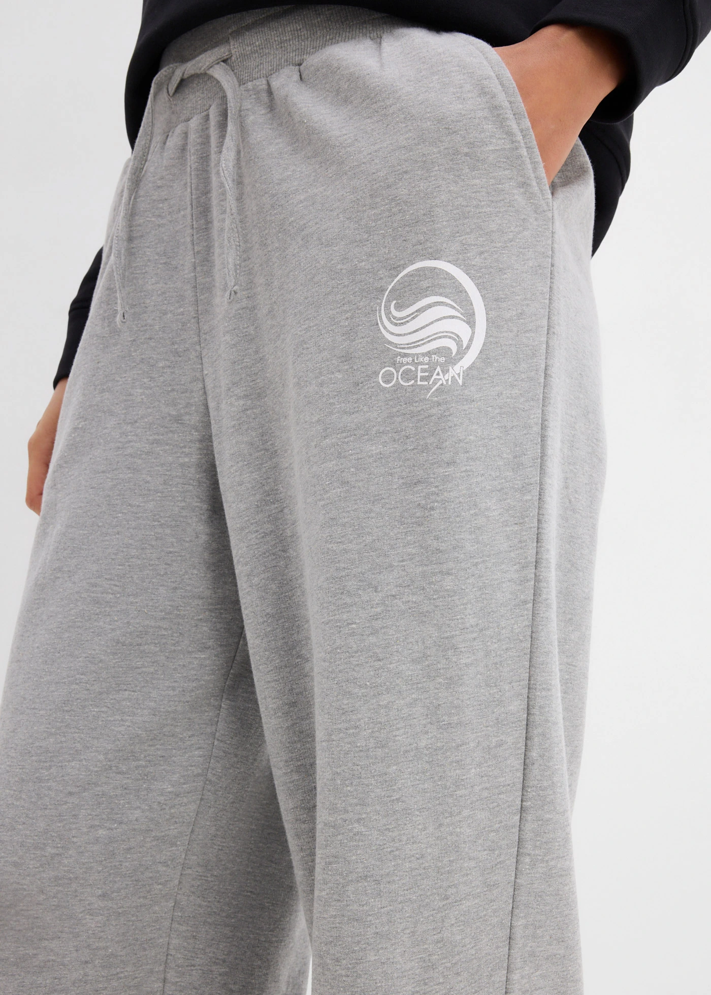 Sweatpants van katoen • lichtgrijs gemêleerd-wit • bonprix online shop