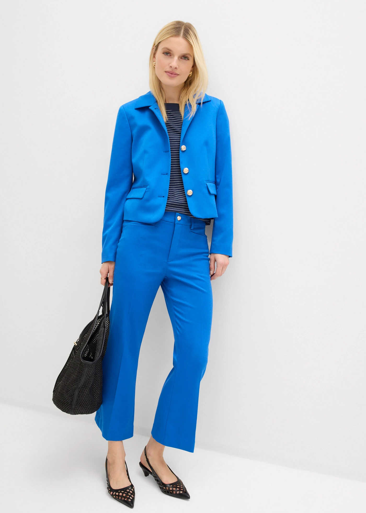 Korte blazer • arctisch blauw • bonprix online shop