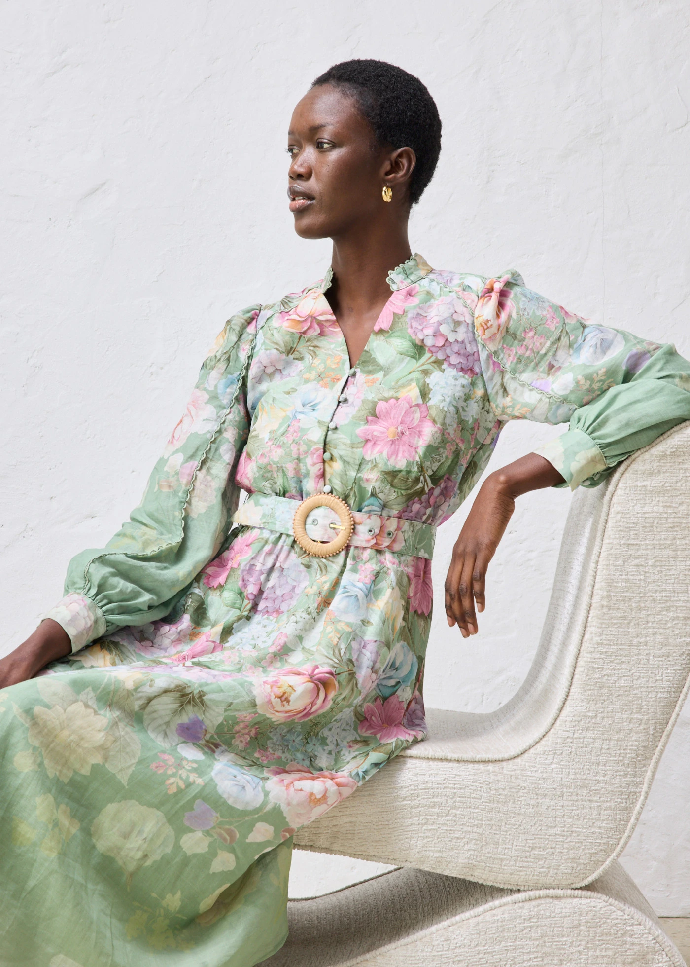 Robe midi en ramie avec ceinture (ens. 2 pces) • vert pâle floral • Boutique bonprix