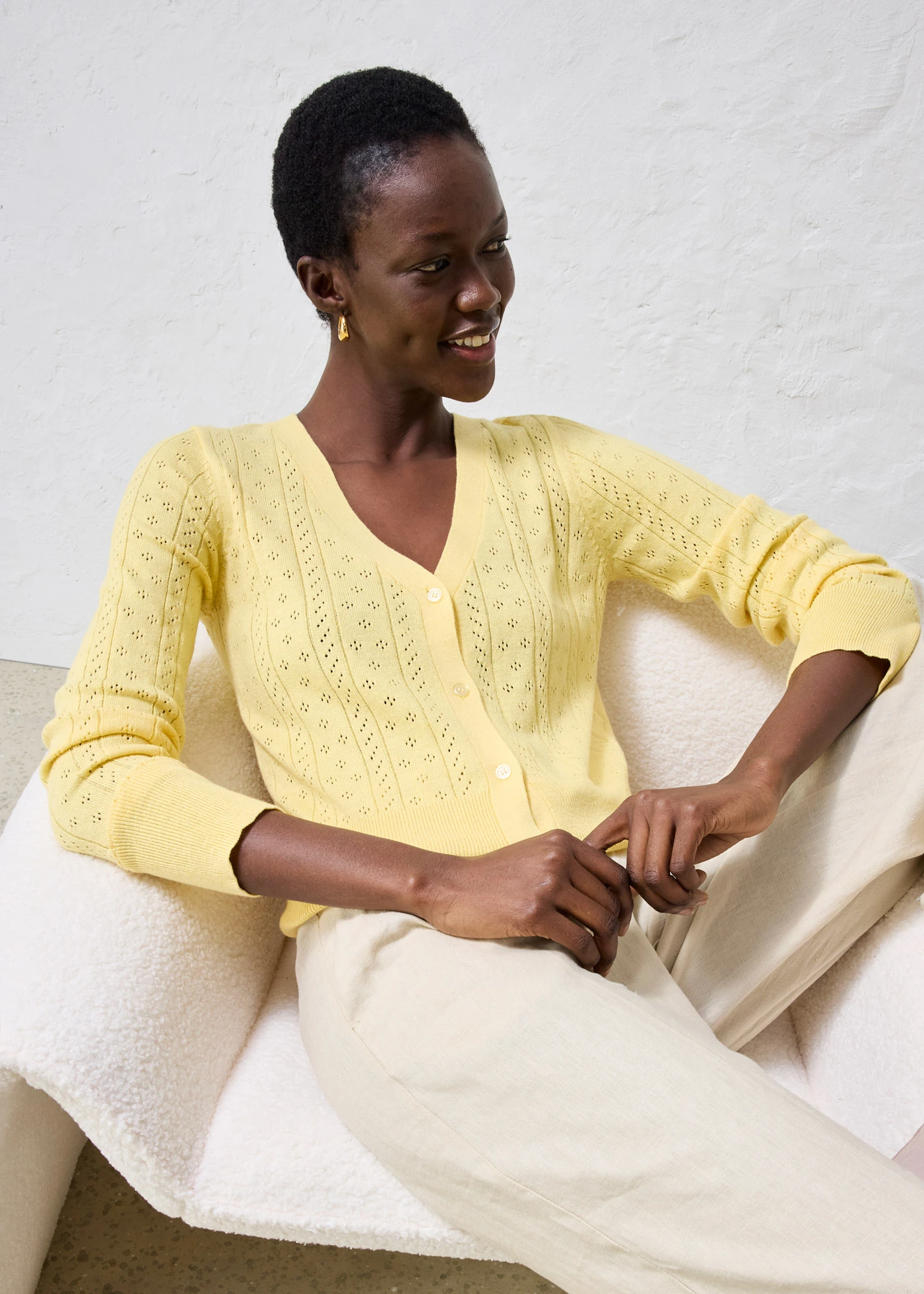 Gilet en maille ajourée coton et soie • jaune clair • Boutique bonprix