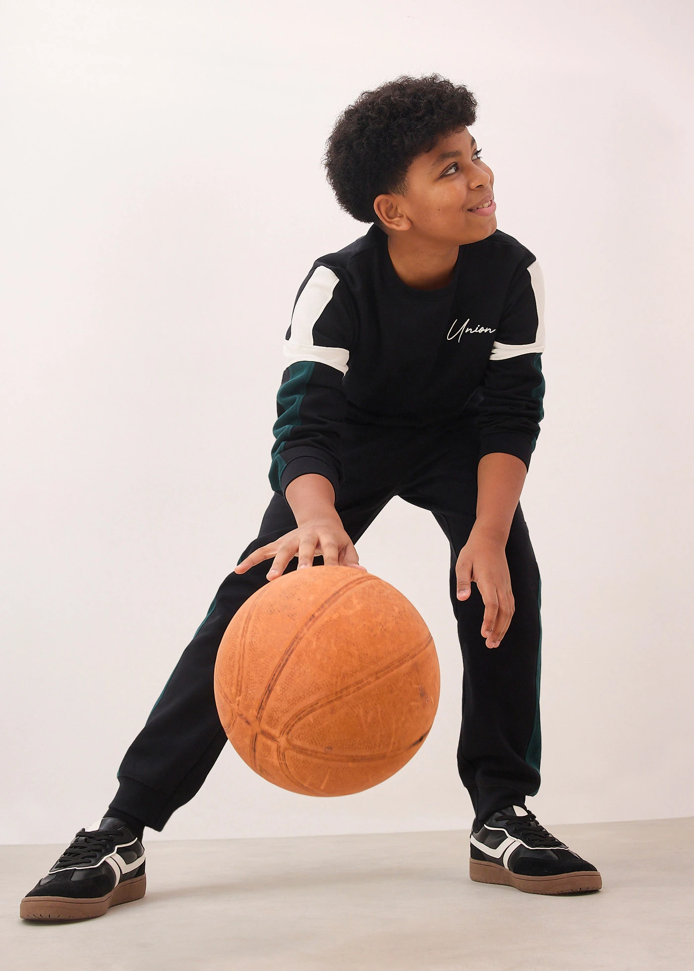 Joggingpak van puur biologisch katoen • zwart • bonprix online shop