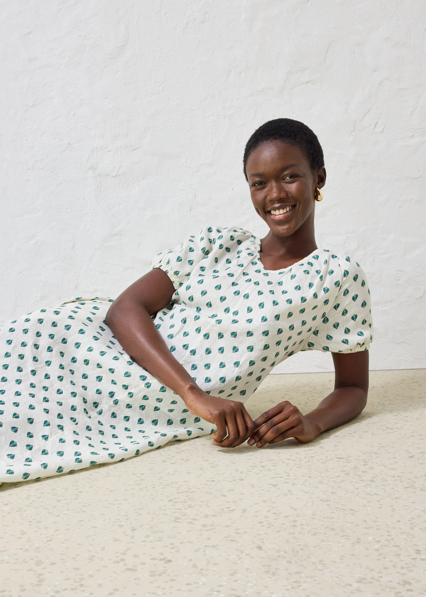 Ruha tiszta lenvászonból • krémfehér-borszöld mintás • bonprix áruház