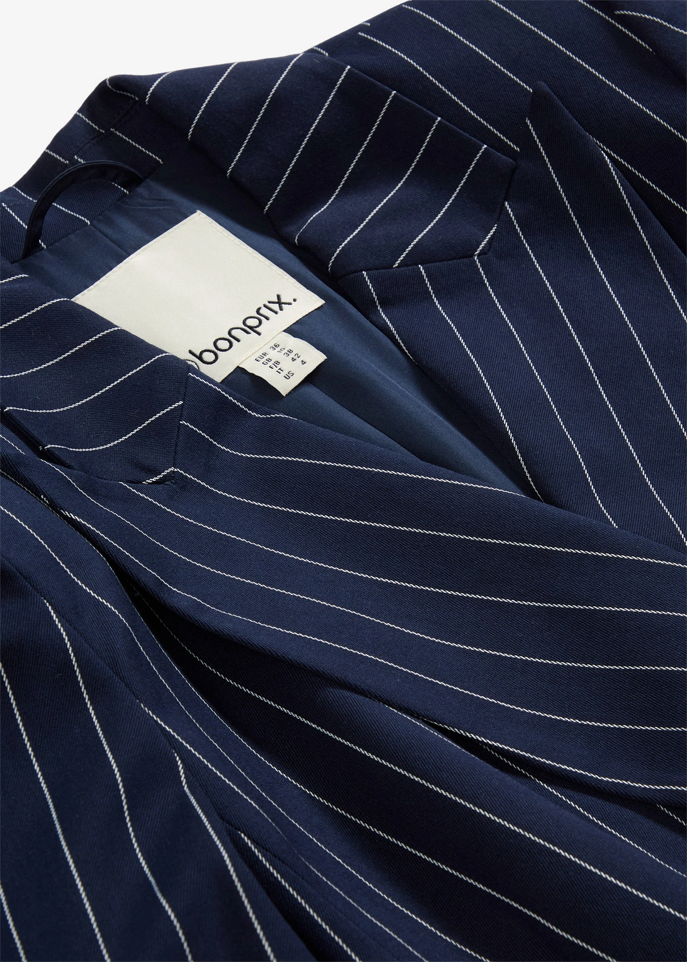 Hajszálcsíkos blézer • sötétkék/gyapjúfehér csíkos • bonprix áruház