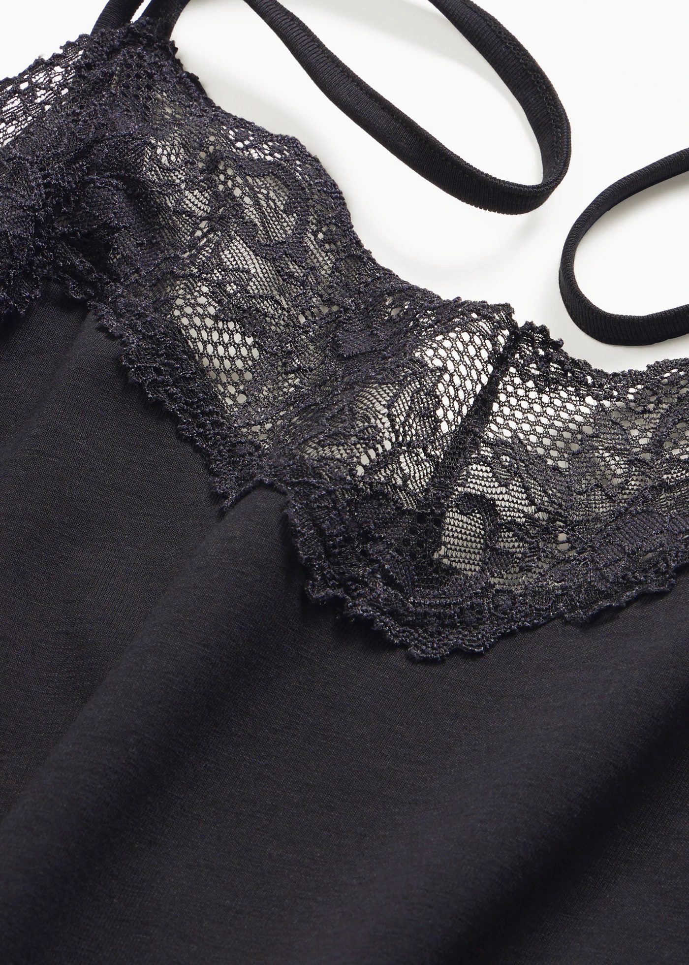 Nuisette courte à bretelles spaghetti • noir • Boutique bonprix