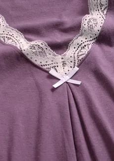 Chemise de nuit douce • violet-blanc chiné • Boutique bonprix