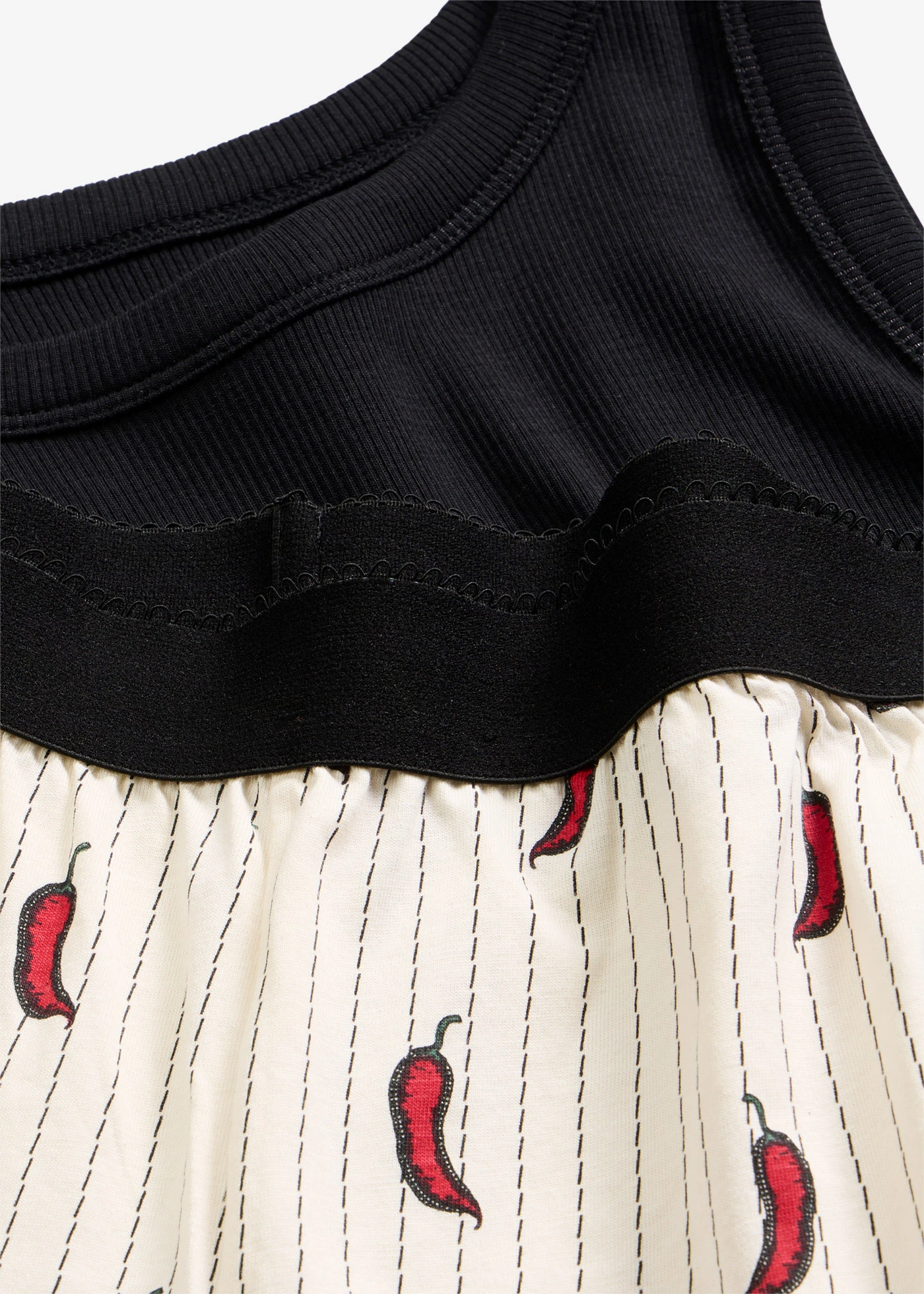 Pijama cu pantaloni scurți cu tanktop din material ripsat • negru cu imprimeu • magazin bonprix