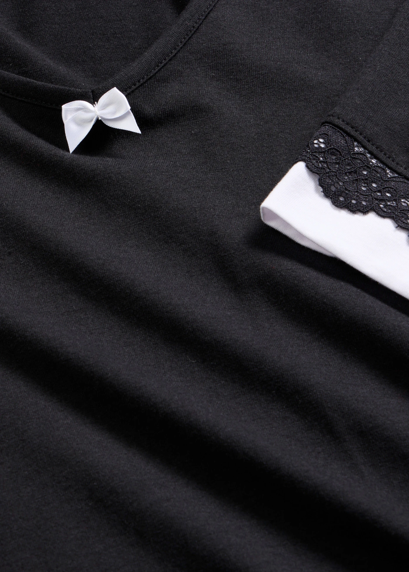 Krátke pyžamo z jemného mixu viskózy • čierna-biela • obchod bonprix