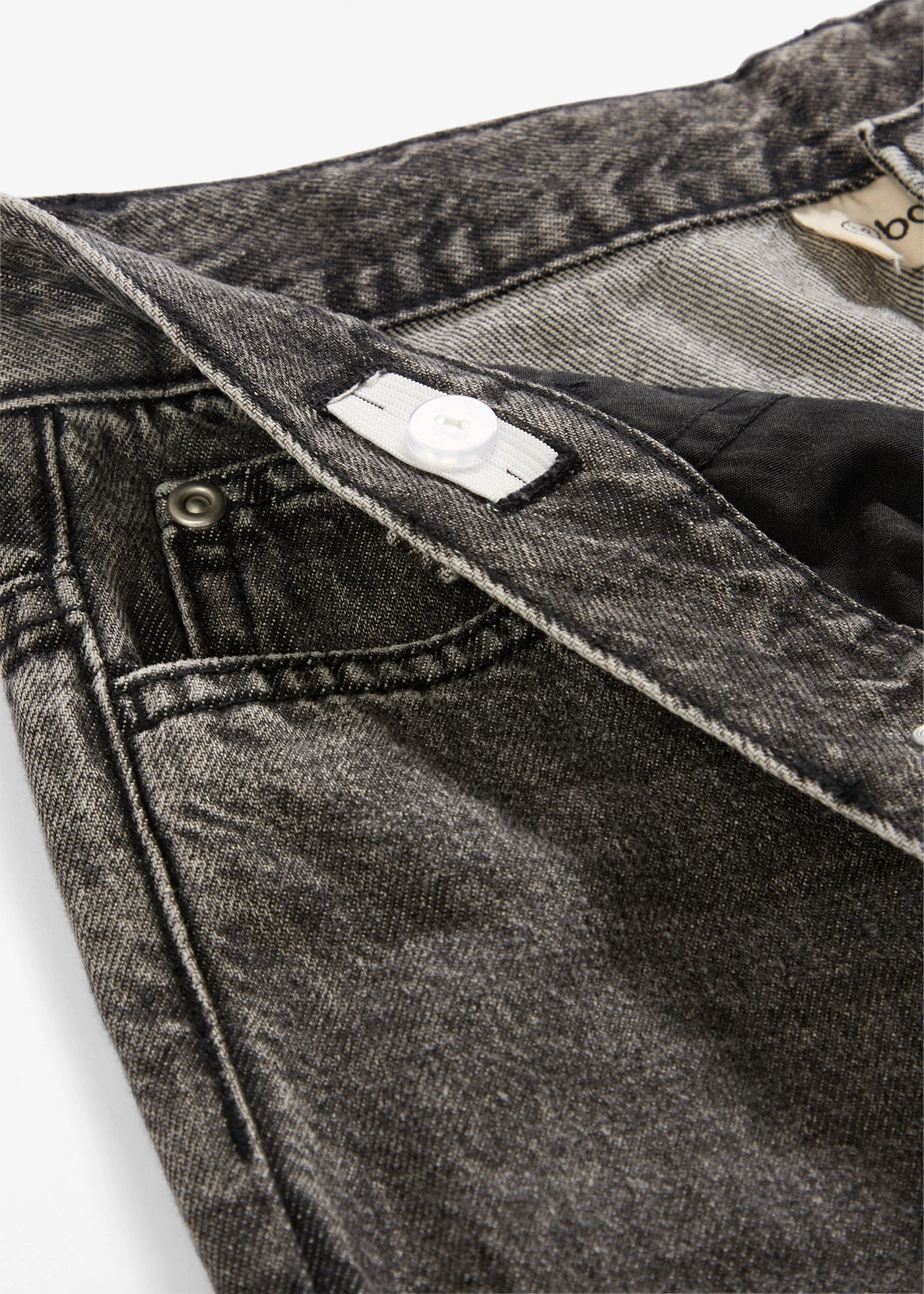 Jeansy loose fit z regulowaną talią, straight • czarny denim "used" • sklep bonprix