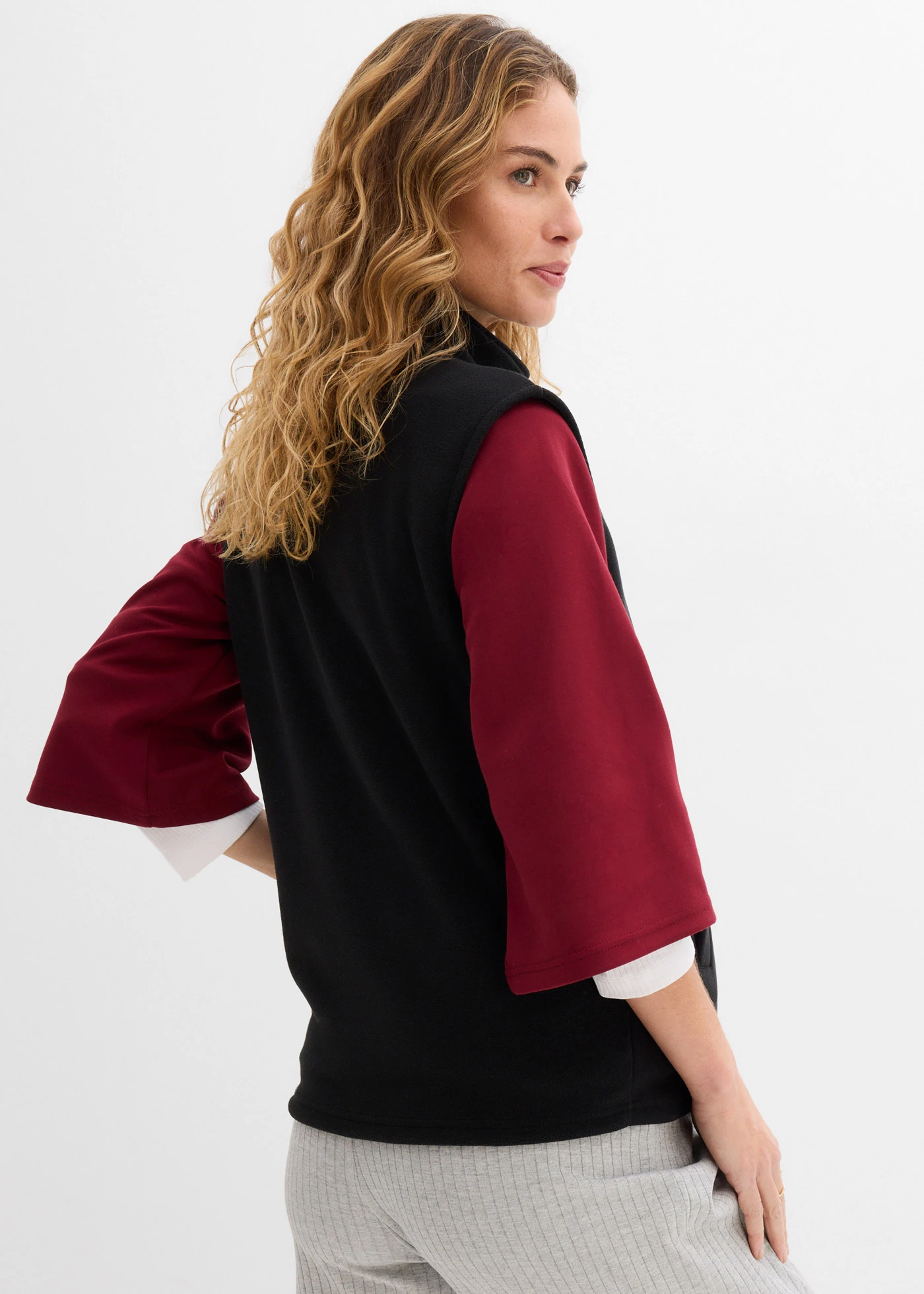 Gilet sans manches de grossesse et portage en polaire • noir • Boutique bonprix