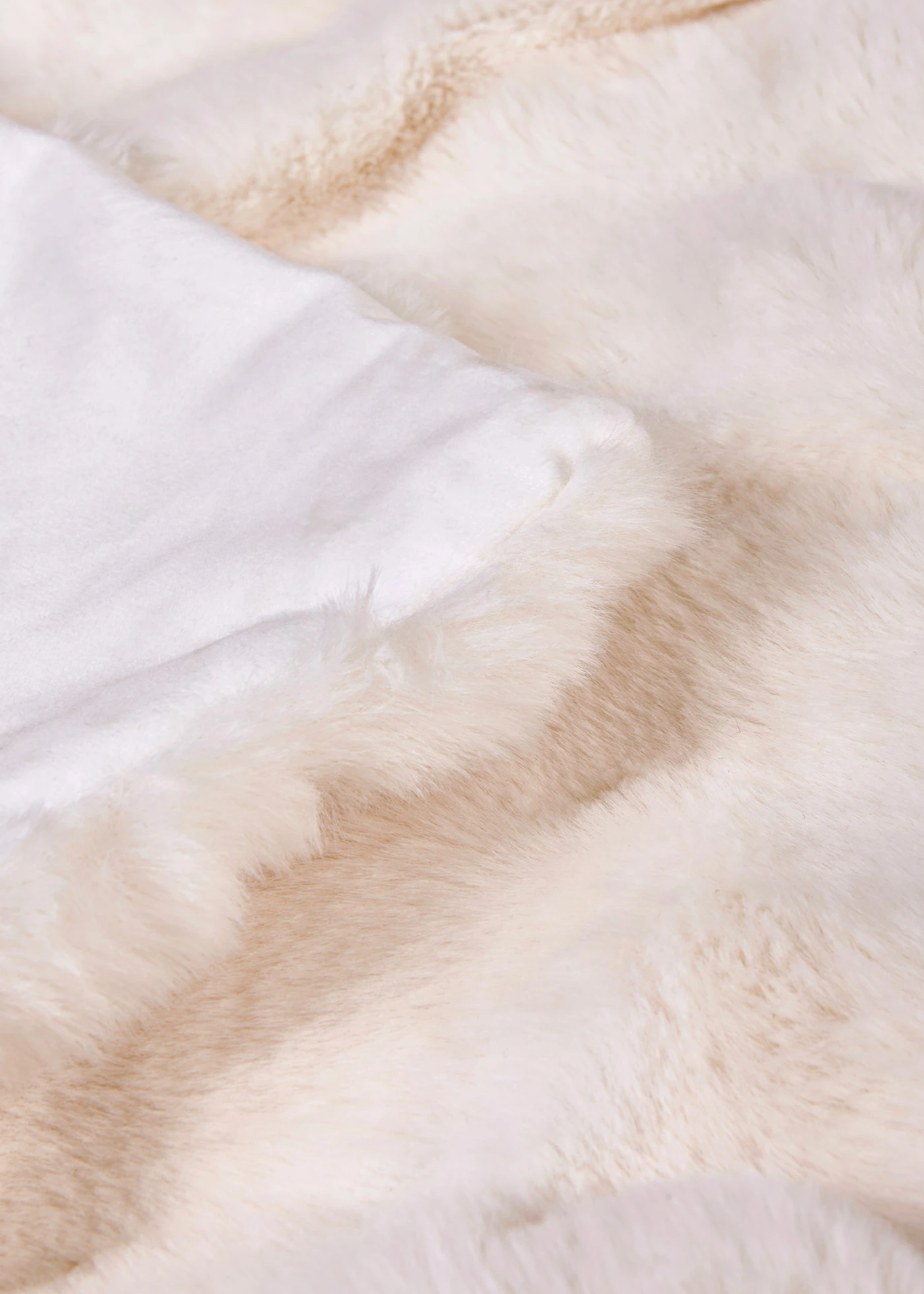 Fake fur knuffeldeken • crème • bonprix online shop