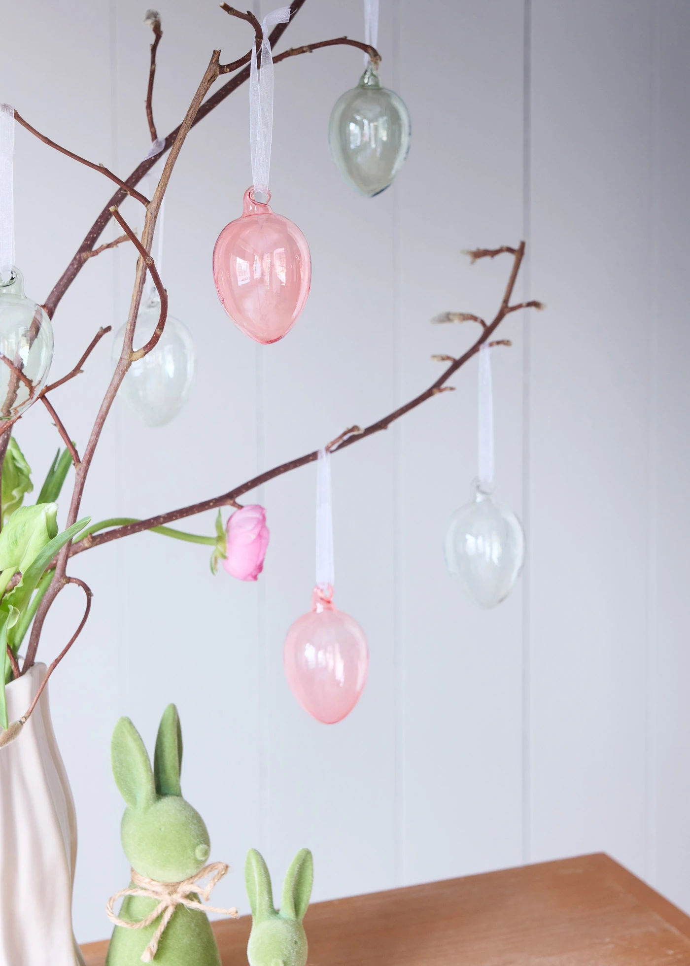 Lot de 6 œufs à suspendre en verre • gris foncé-rose-gris clair • Boutique bonprix