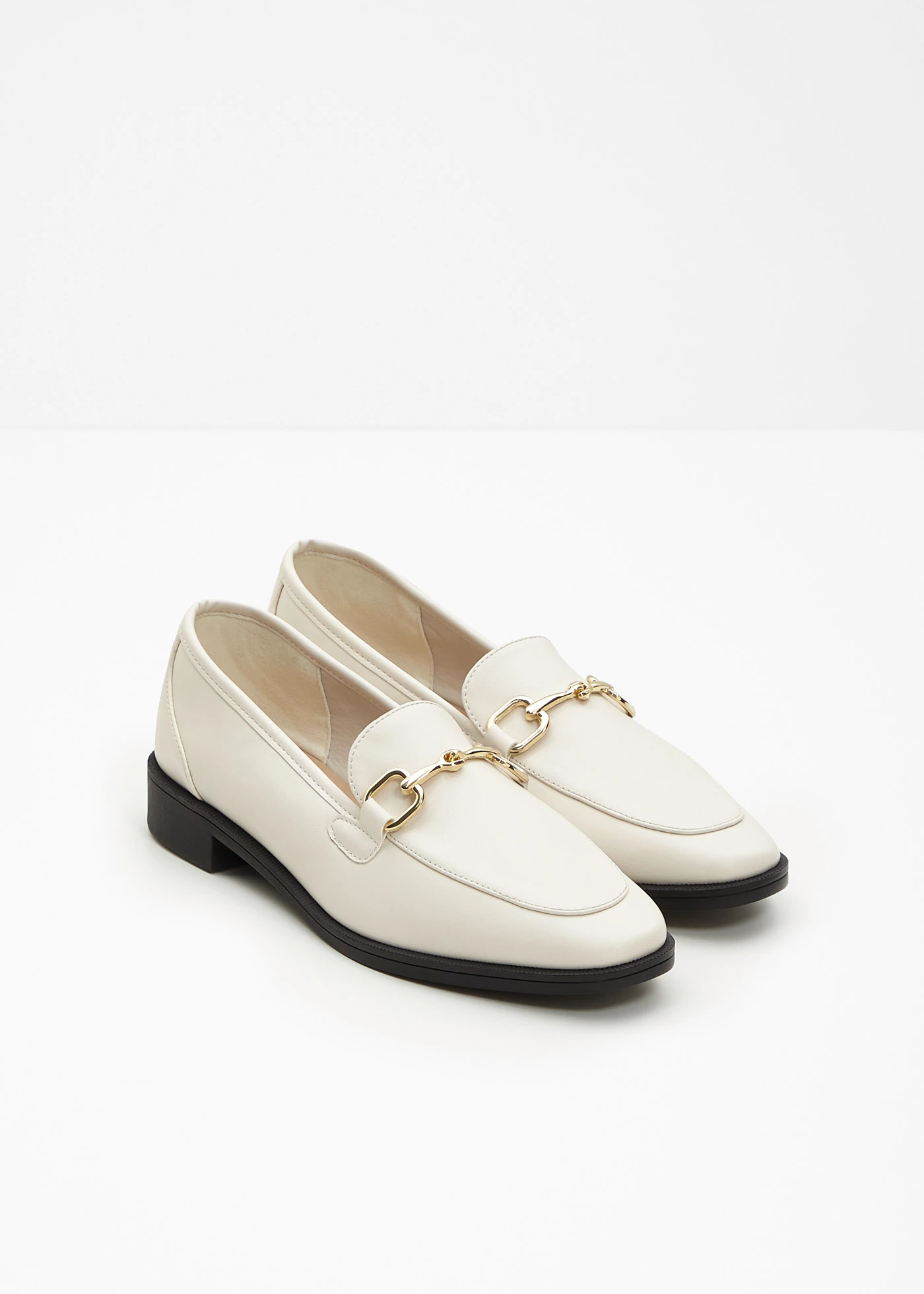 Loafers met gesp • parelwit • bonprix online shop