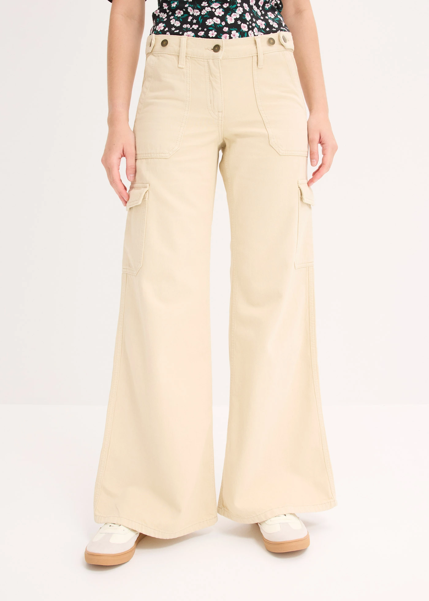 Pantalon cargo 100% coton • sable clair • Boutique bonprix