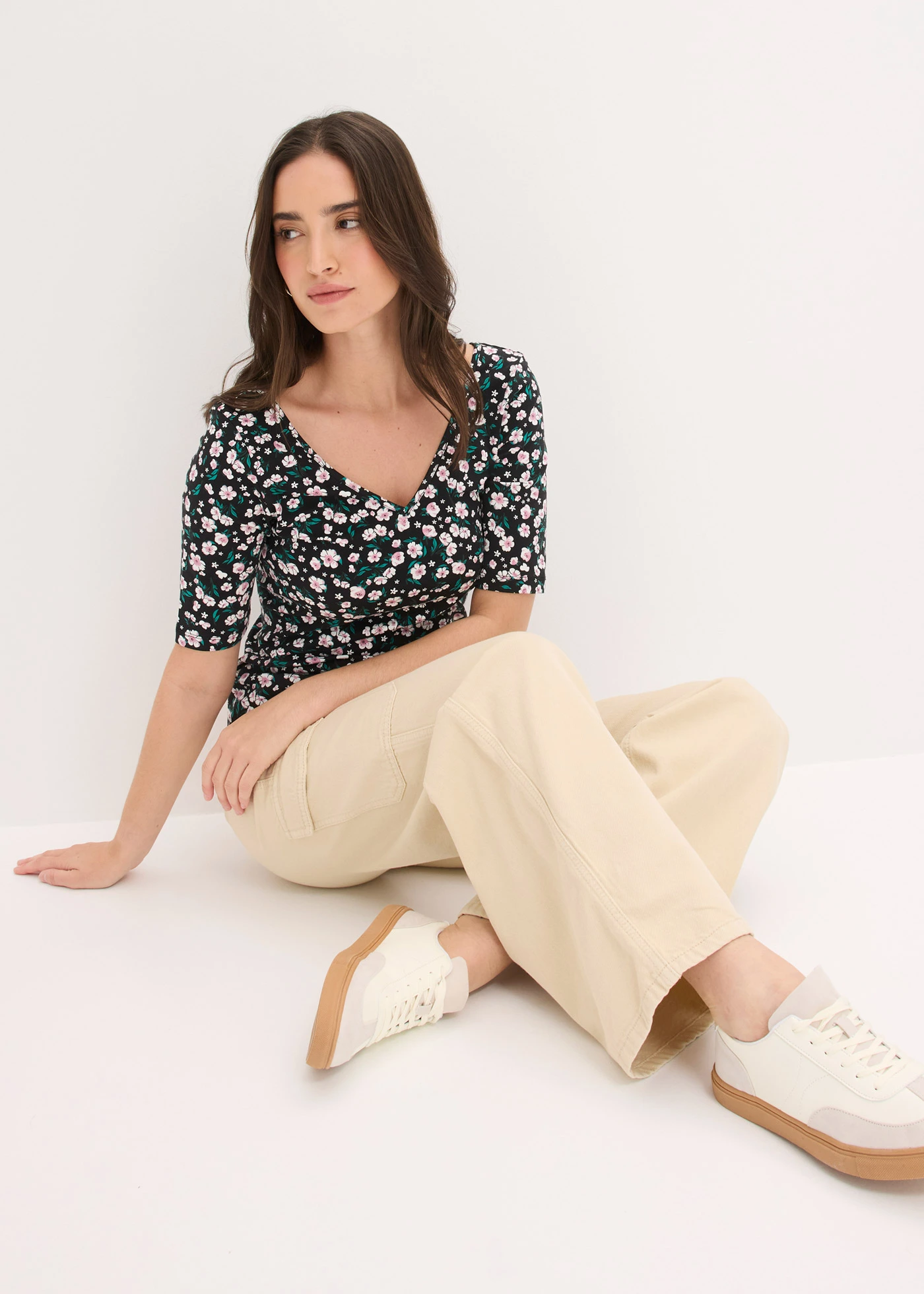 Pantaloni cargo din bumbac 100% • bej nisipiu mat • magazin bonprix