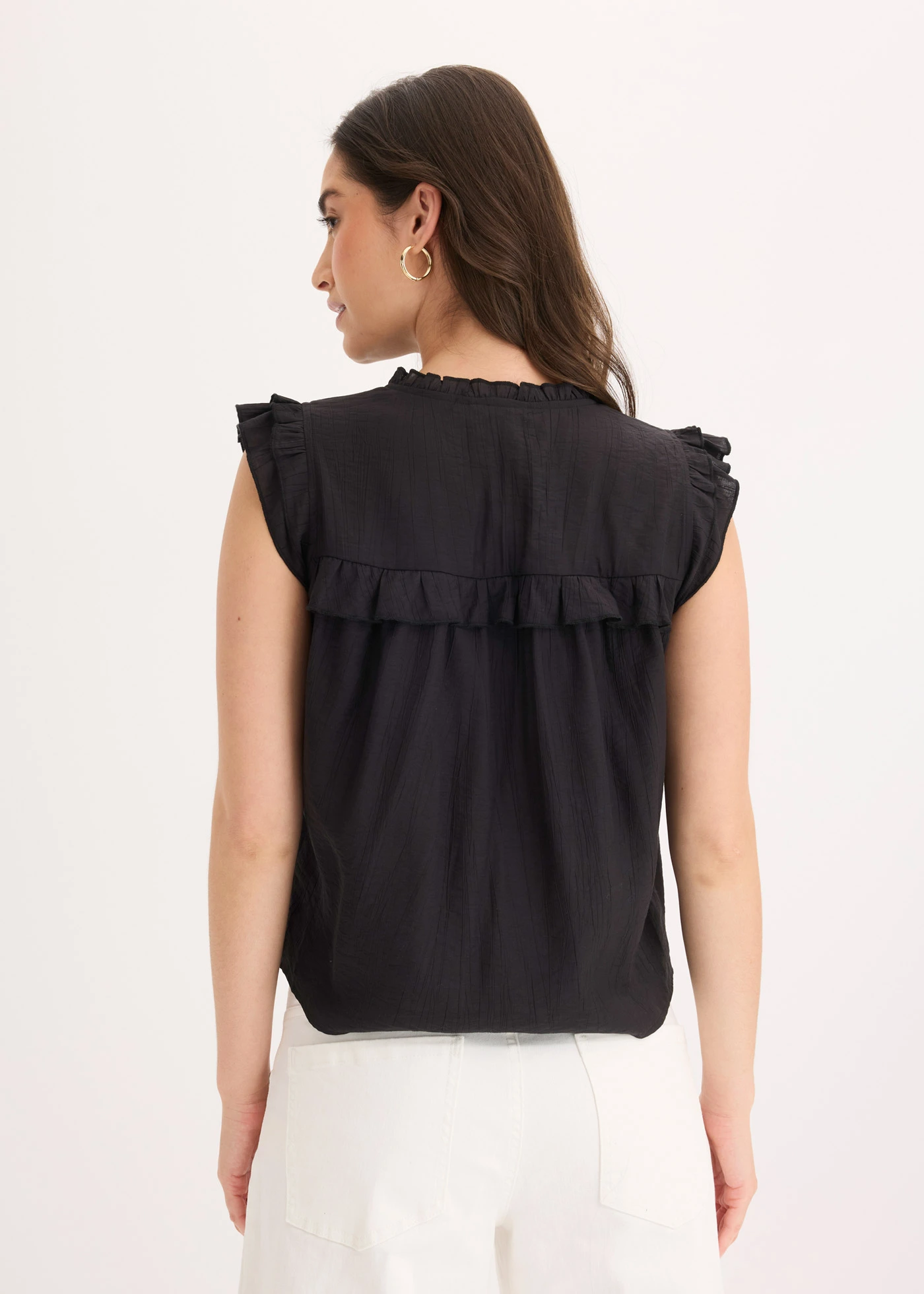 Blouse volantée en viscose mélangée • noir • Boutique bonprix