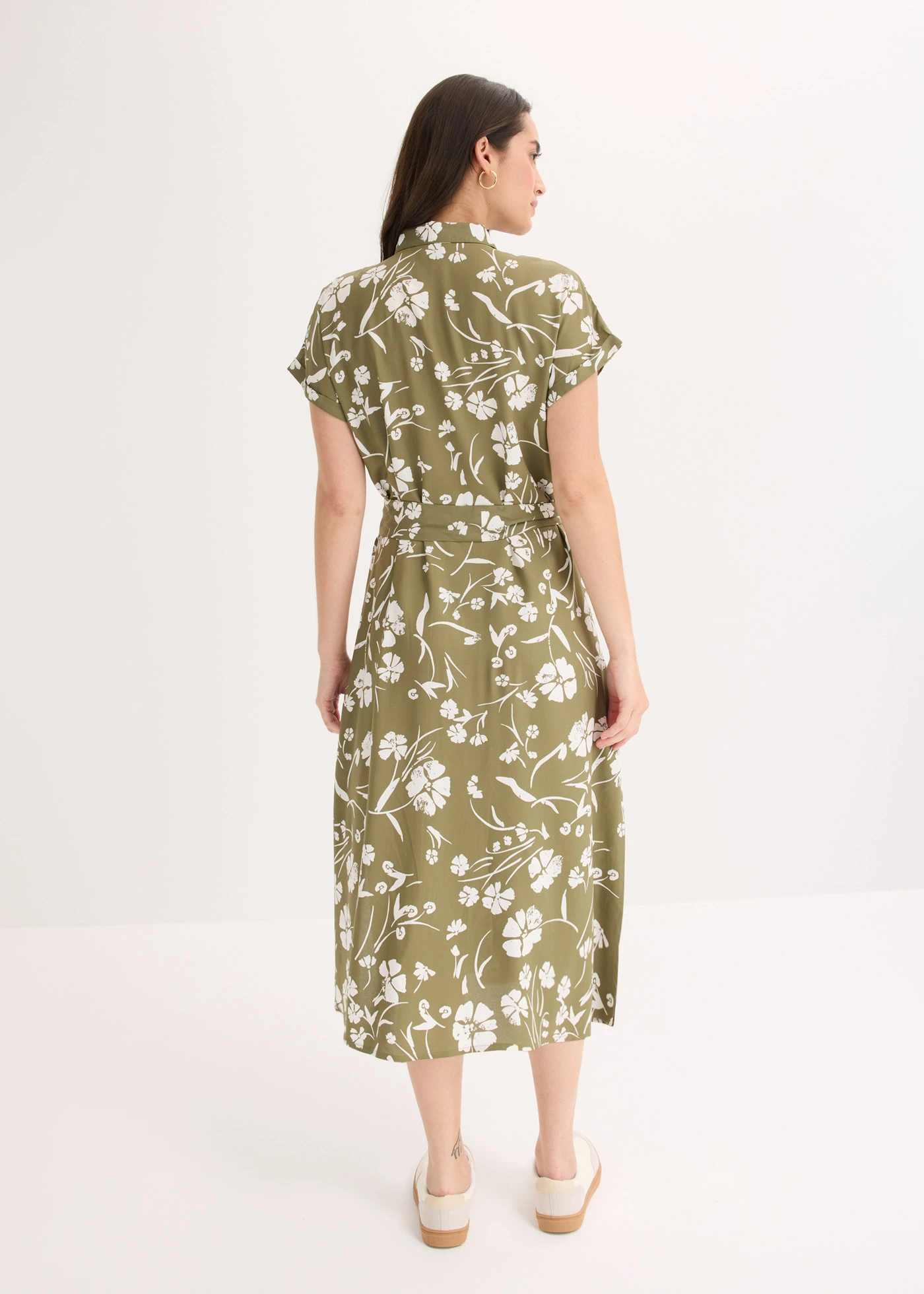 Overhemdjurk van viscose • olijfgroen-wit gebloemd • bonprix online shop