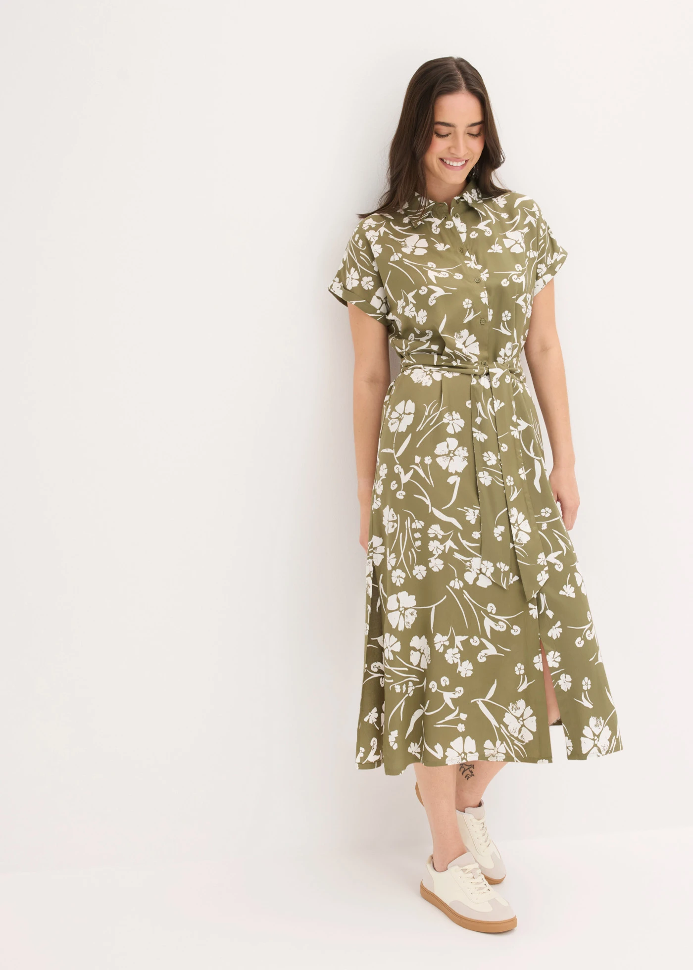 Rochie cu guler de cămașă din viscoză 100% • oliv-alb floral • magazin bonprix