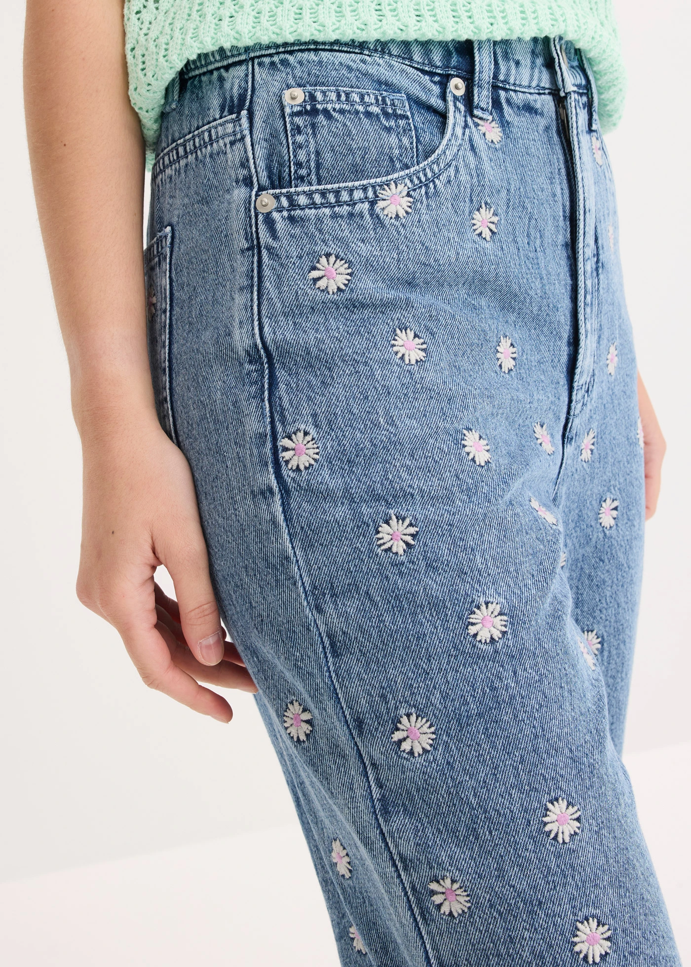 Džíny Straight, High Waist • světle modrý denim used • bonprix obchod