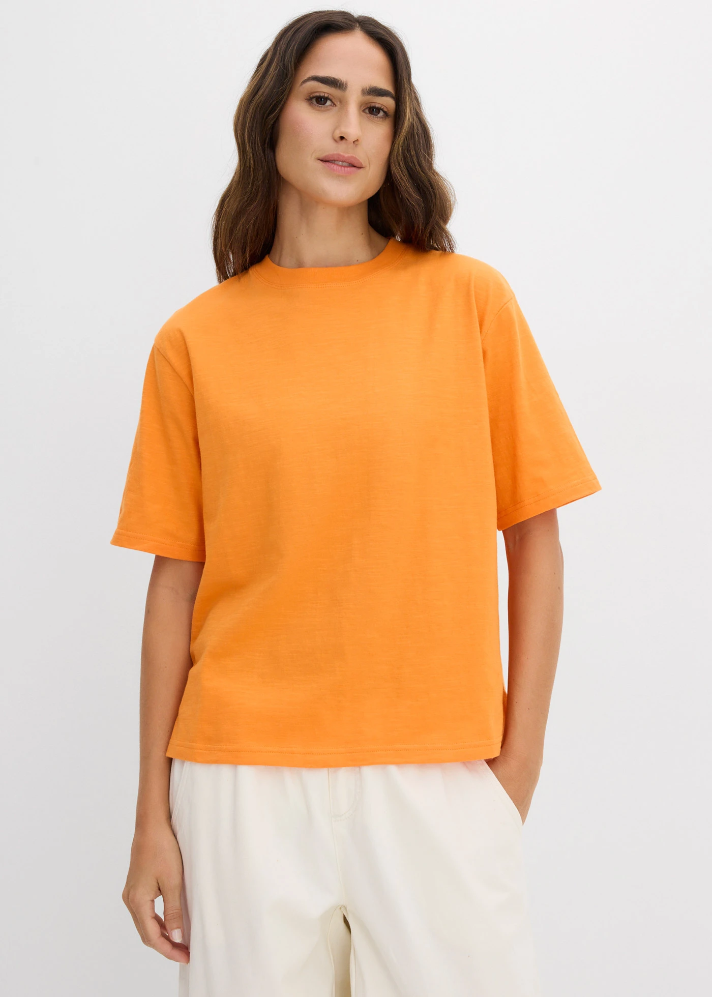 Lot de 2 T-shirts amples en fil flammé 100% coton • bleu foncé-orange vif • Boutique bonprix