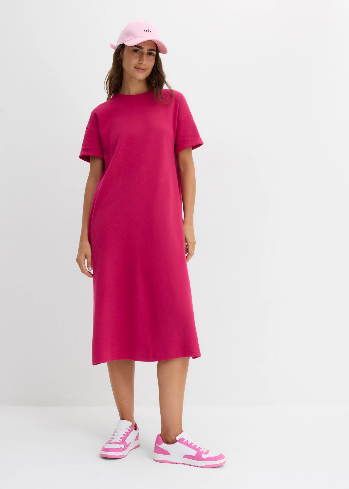 Robe large en jersey interlock épais avec poches • magenta • Boutique bonprix