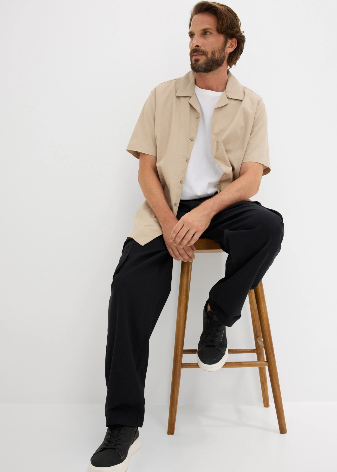 Pantalon style workwear à poches pratiques • noir • Boutique bonprix