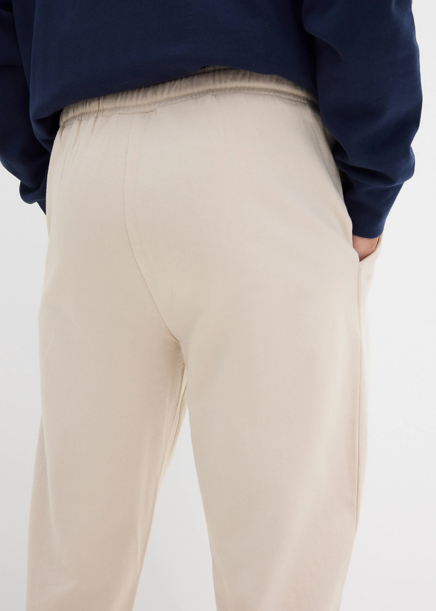 Tepláky Regular Fit • kamenná sivá • obchod bonprix