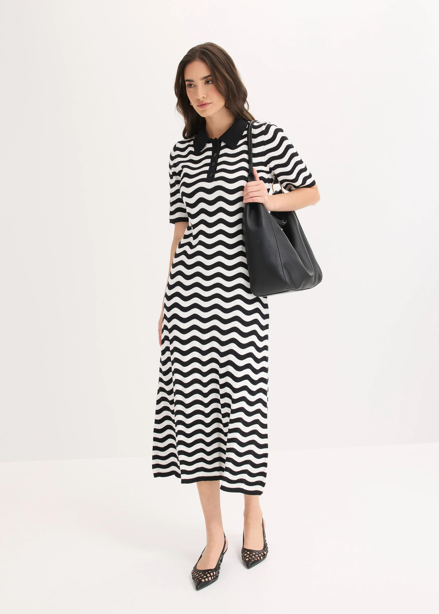 Robe en maille 100% coton • noir/blanc • Boutique bonprix