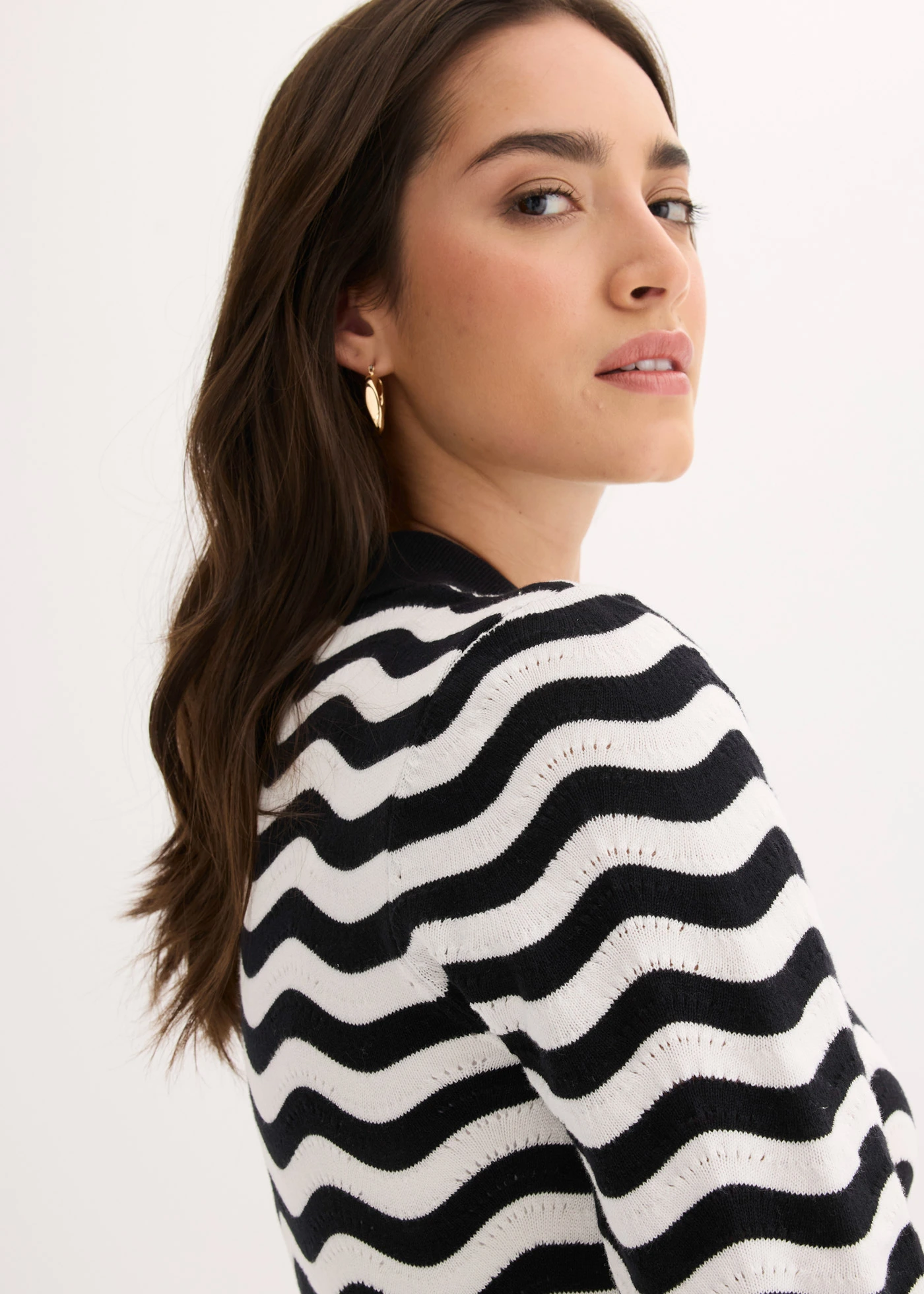 Robe en maille 100% coton • noir/blanc • Boutique bonprix