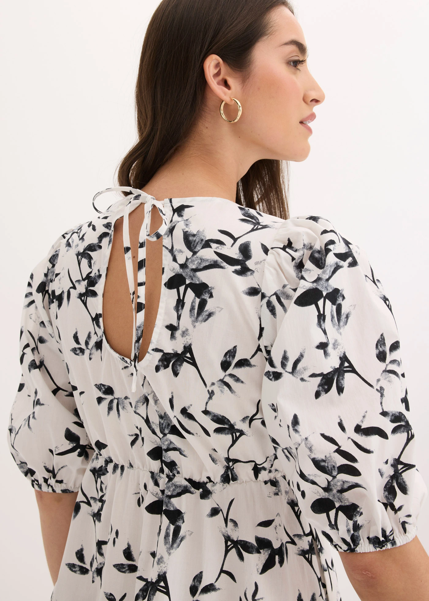 Mini jurk van katoen • wit-zwart gebloemd • bonprix online shop