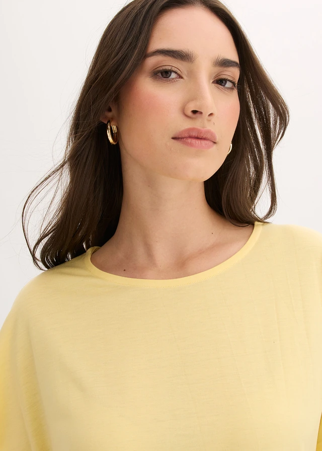 Shirt in een zachte modalmix • pastelgeel • product-page.page-title-suffix