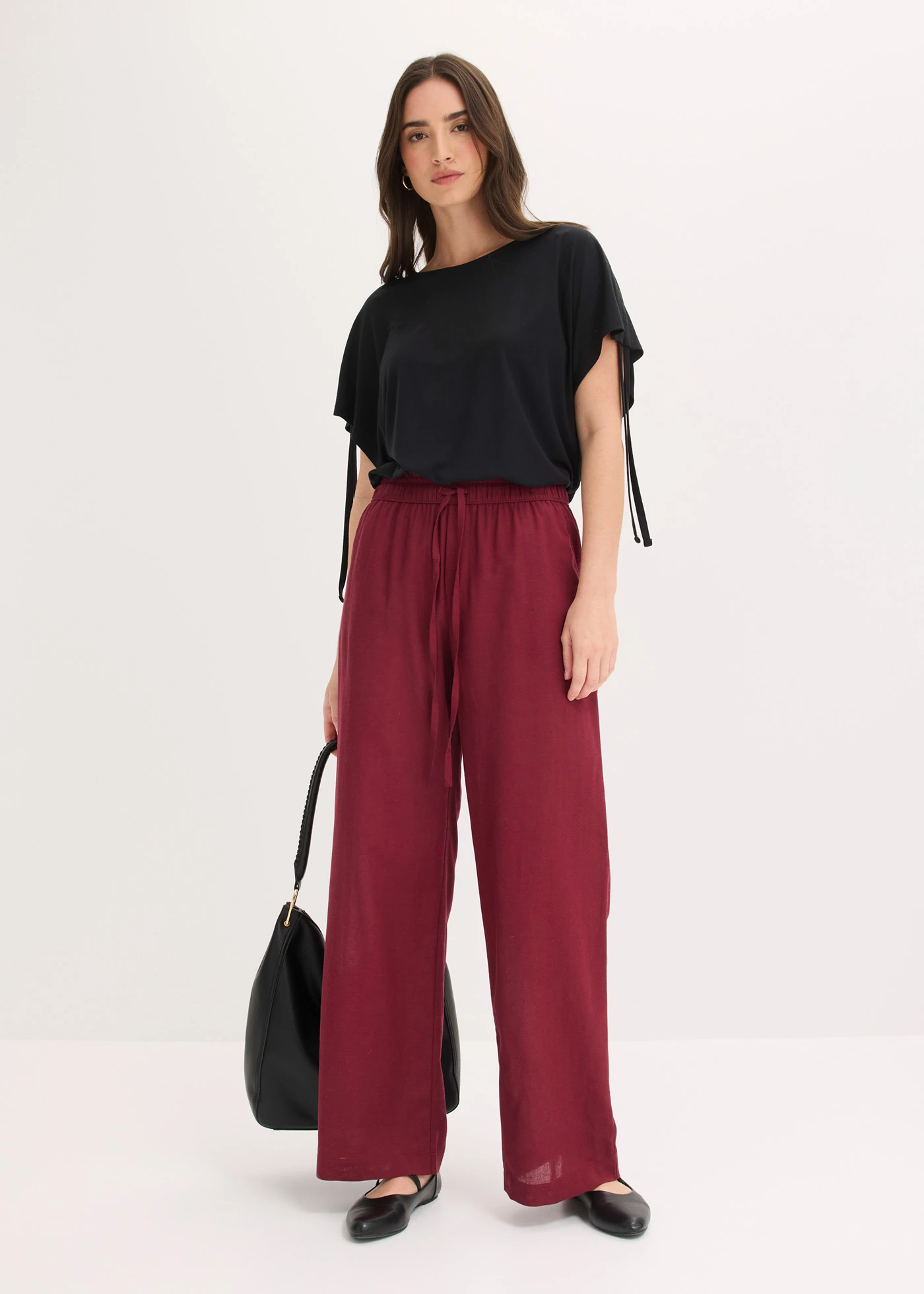 Pantalon palazzo en matière légère et aérienne • rouge érable • Boutique bonprix