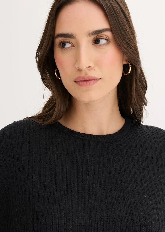 Gebreid shirt van een luchtige viscose-mix • zwart • product-page.page-title-suffix