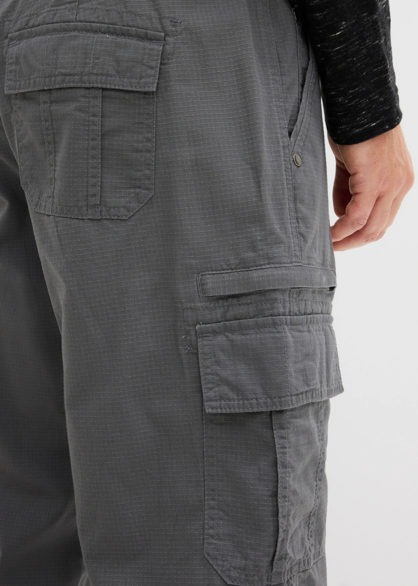 Bermuda long poches cargo regular 100% coton • gris fumé • Boutique bonprix