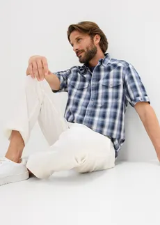 Chemise manches courtes à poches plaquées • blanc-bleu foncé carreaux • Boutique bonprix