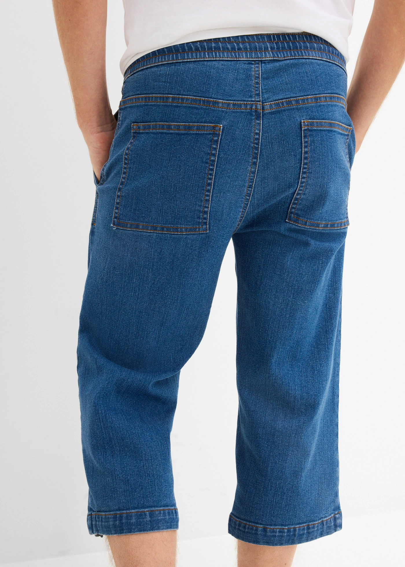 Jeansy 3/4 ze stretchem, z gumką w talii, regular fit • niebieski denim • sklep bonprix