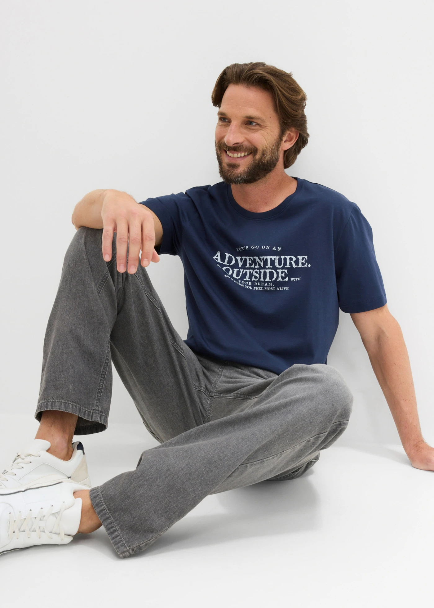 T-shirt van puur katoen • donkerblauw met print • bonprix online shop