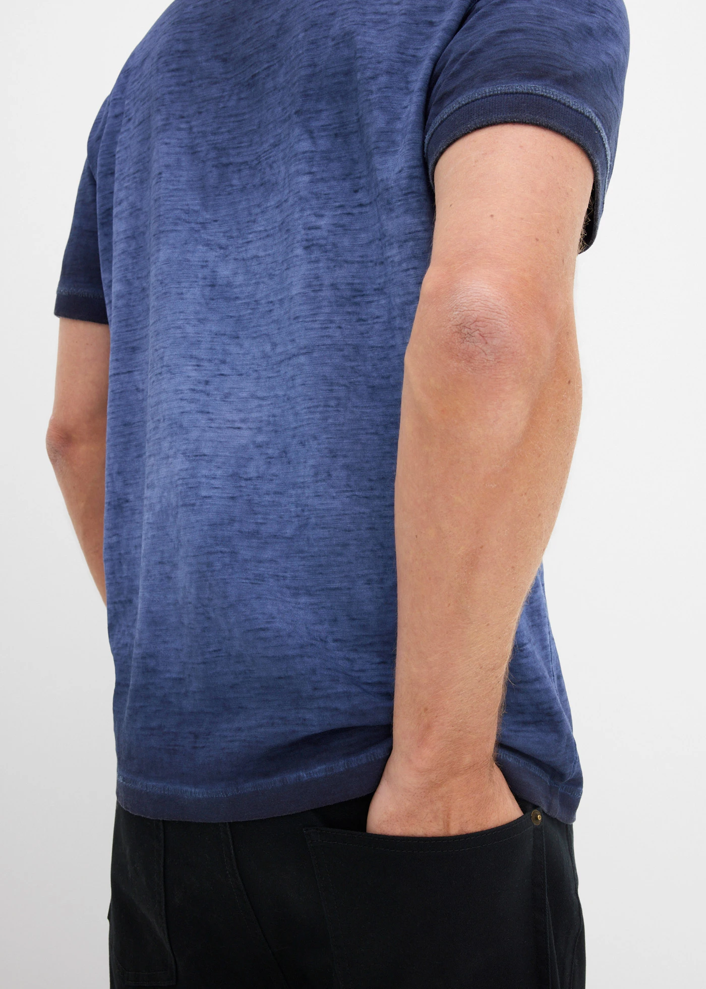 Poloshirt in gewassen look • indigo used • bonprix online shop