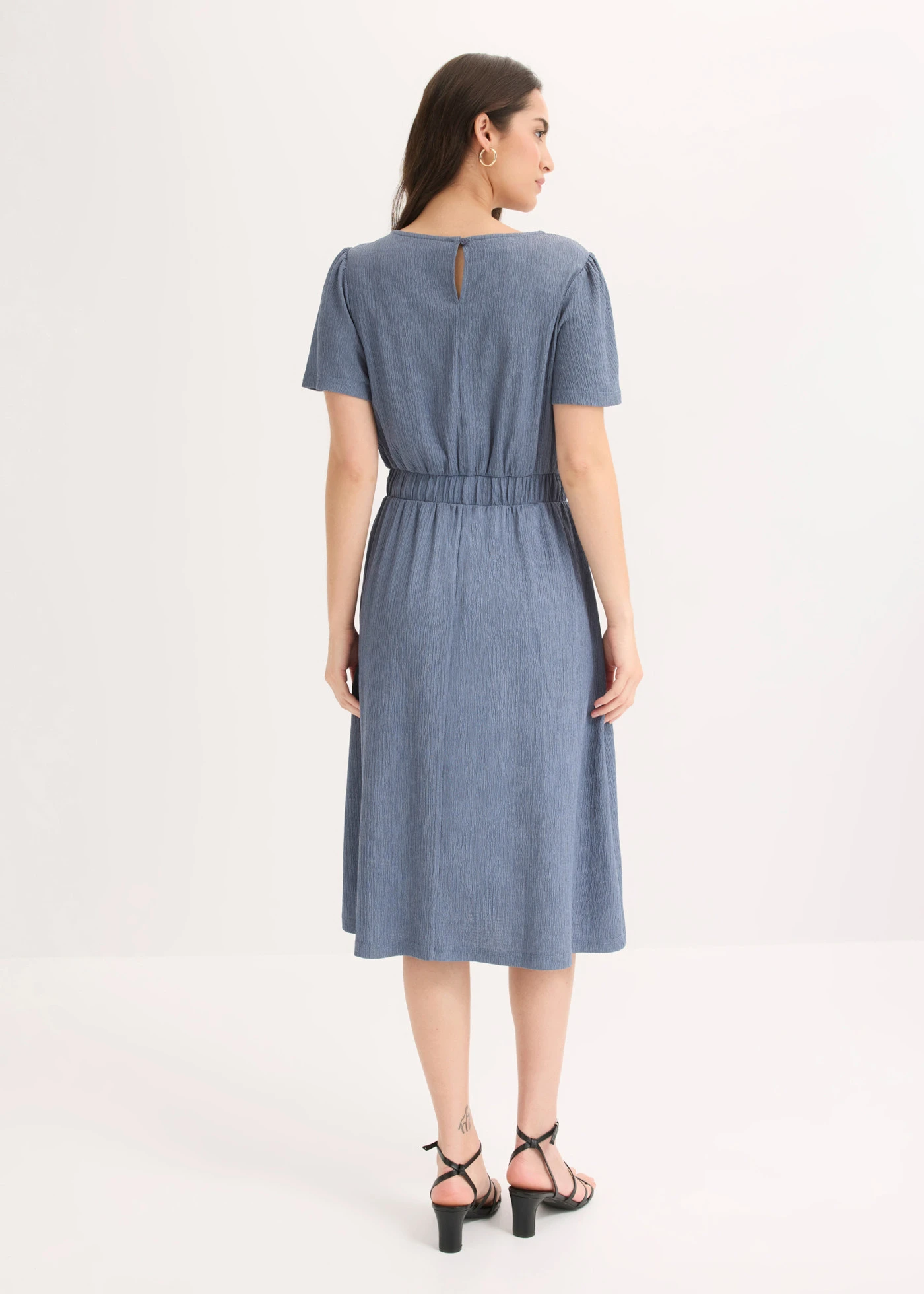 Uitlopende jersey jurk • rookblauw • bonprix online shop