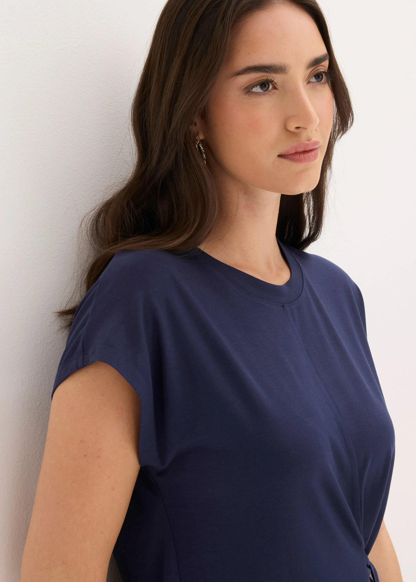 T-shirt doux en viscose extensible • bleu foncé • Boutique bonprix