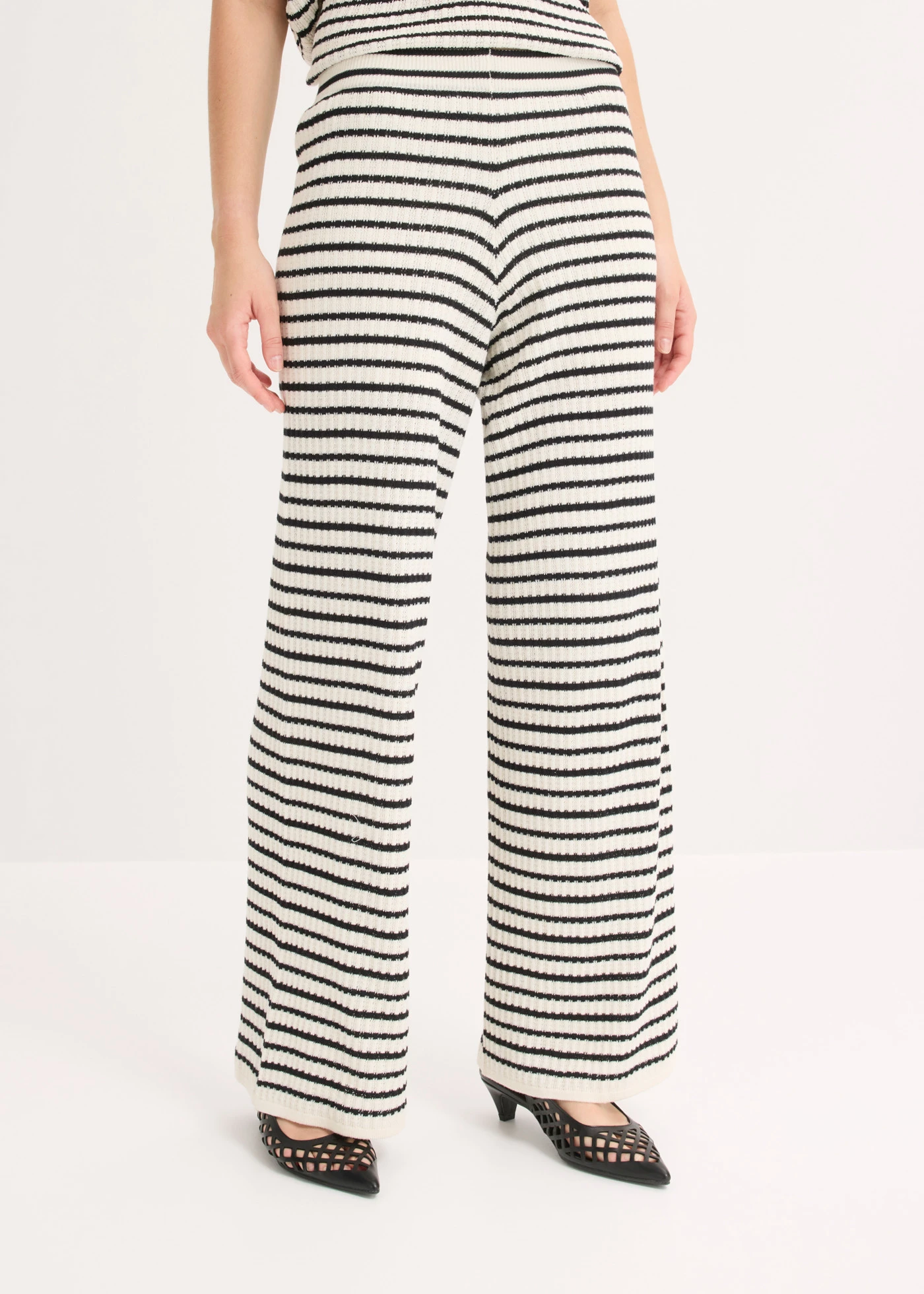 Gebreide broek van luchtige linnenmix • parelwit-zwart gestreept • bonprix online shop
