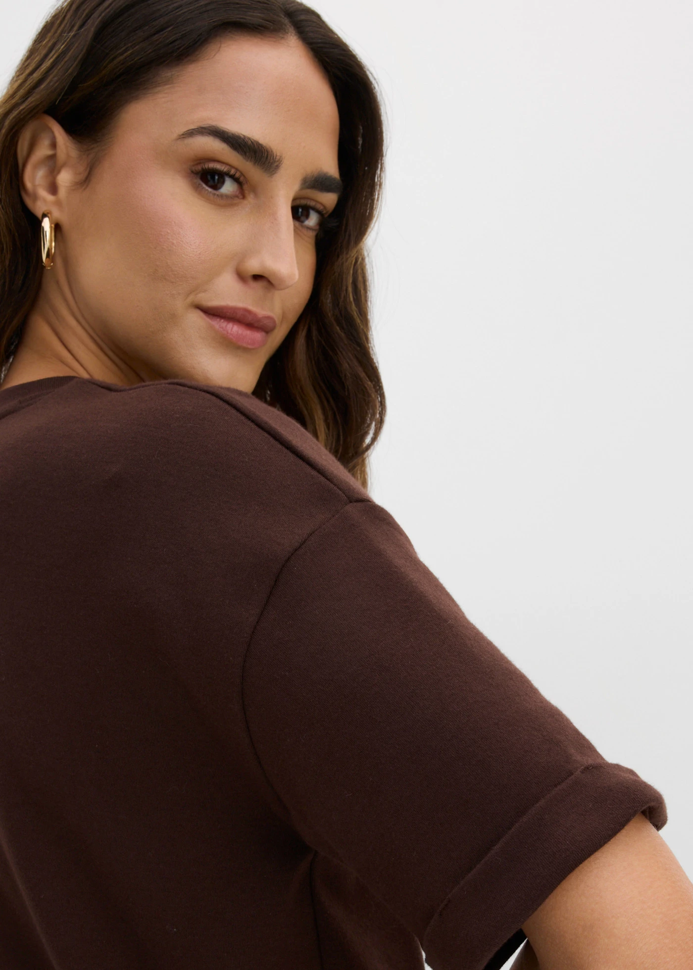 Tricou din bumbac organic 100% • maro închis • magazin bonprix