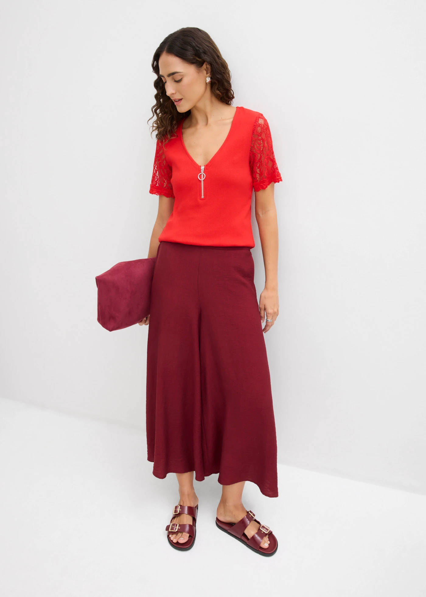 T-shirt z prążkowanej bawełny • truskawkowy • sklep bonprix