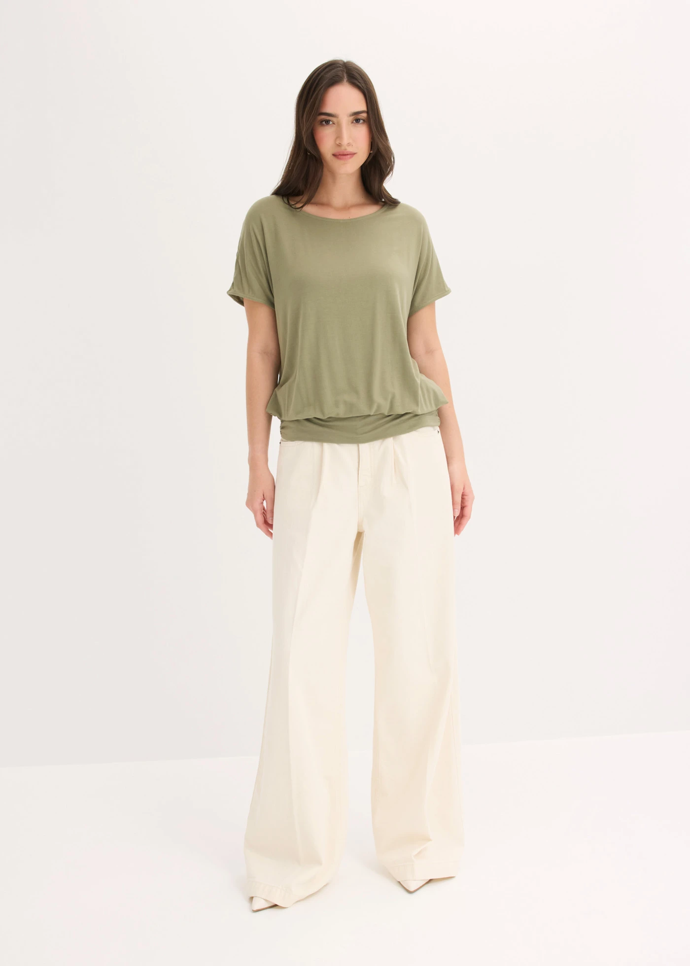 Shirt in een zachte viscosemix • olijfgroen • bonprix online shop