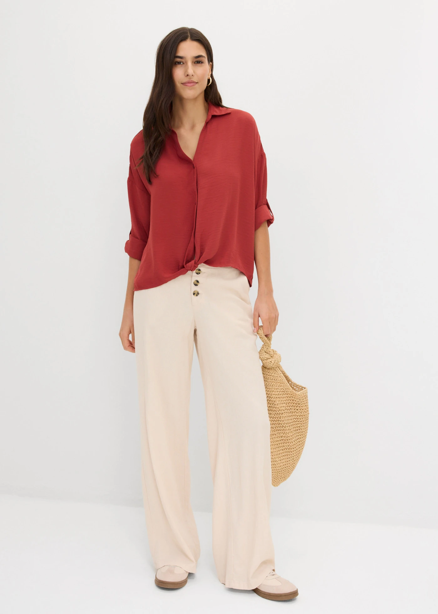 Chemisier en crêpe léger • rouge désert • Boutique bonprix