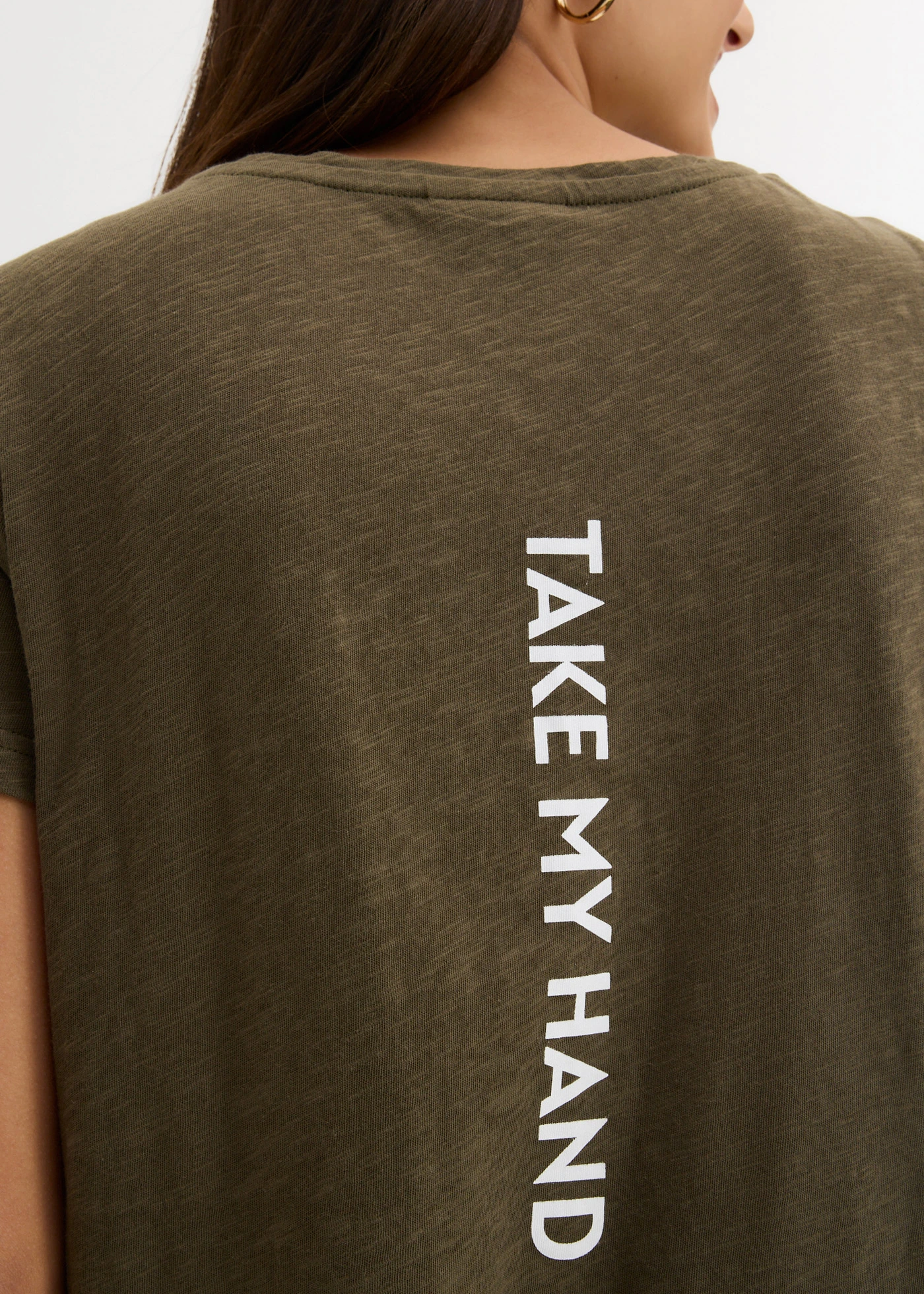 T-shirt z nadrukiem • ciemny oliwkowy • sklep bonprix