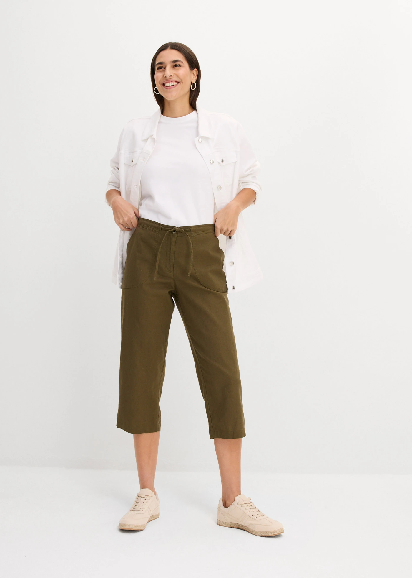 Pantalon 3/4 en lin majoritaire • olive foncé • Boutique bonprix