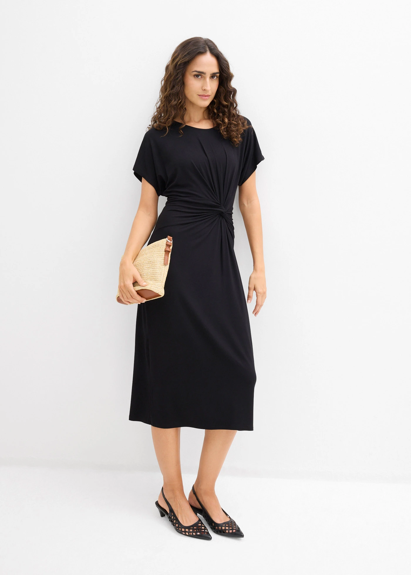 Robe en jersey viscose • noir • Boutique bonprix