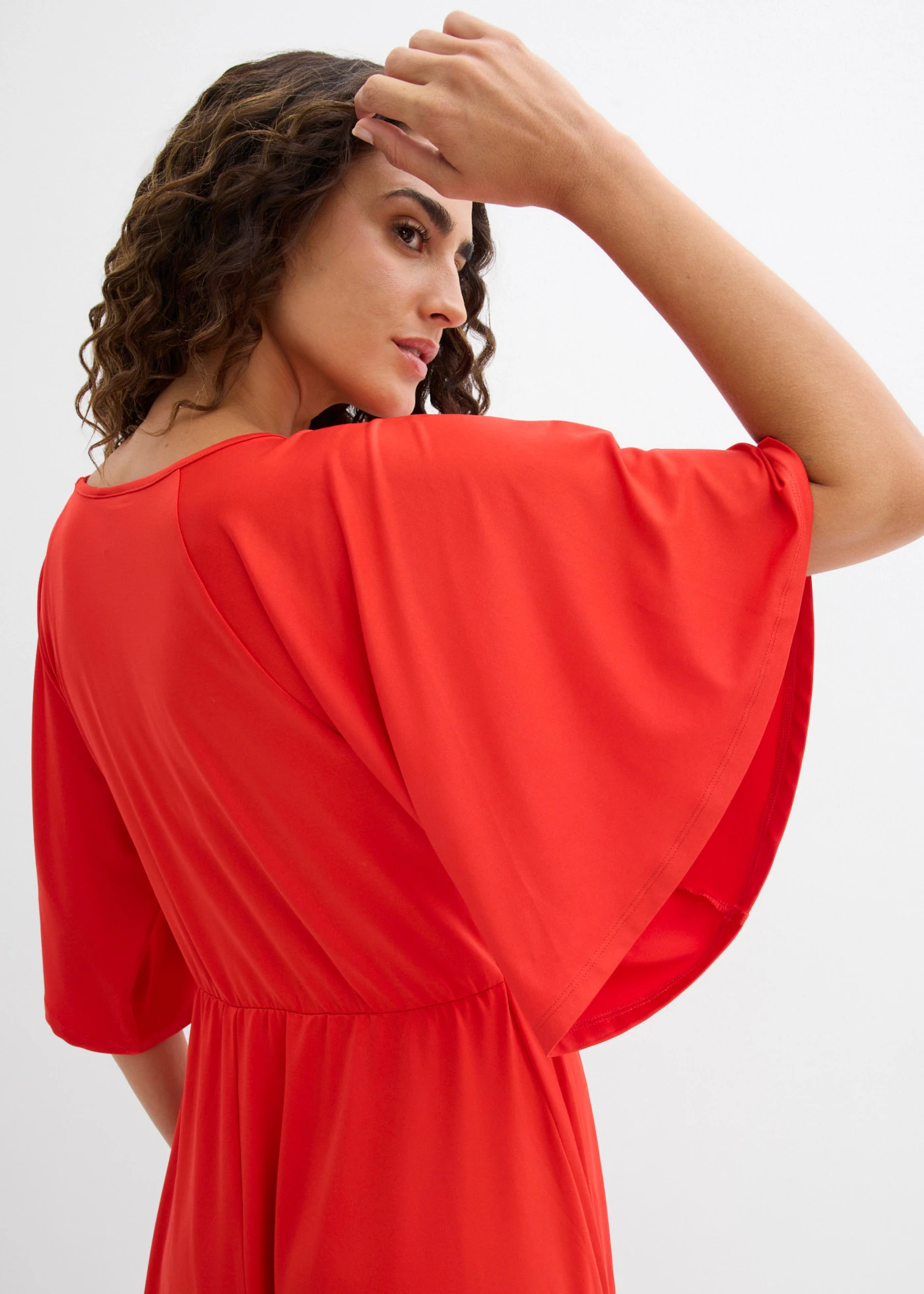 Robe courte à volant • fraise • Boutique bonprix