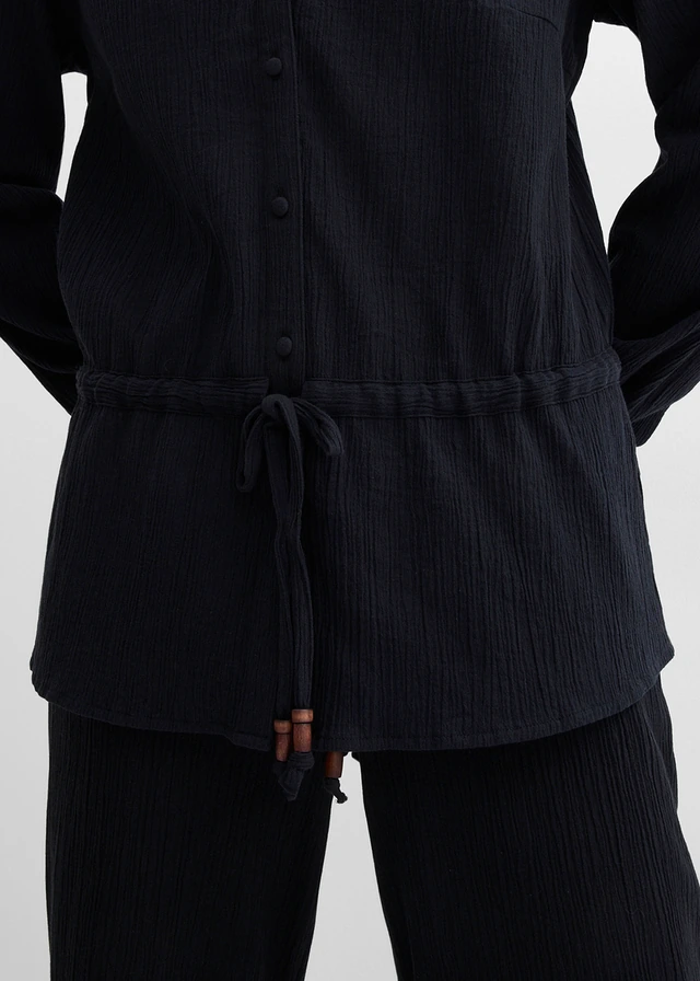 Blouse van gestructureerde crinkle • zwart • product-page.page-title-suffix