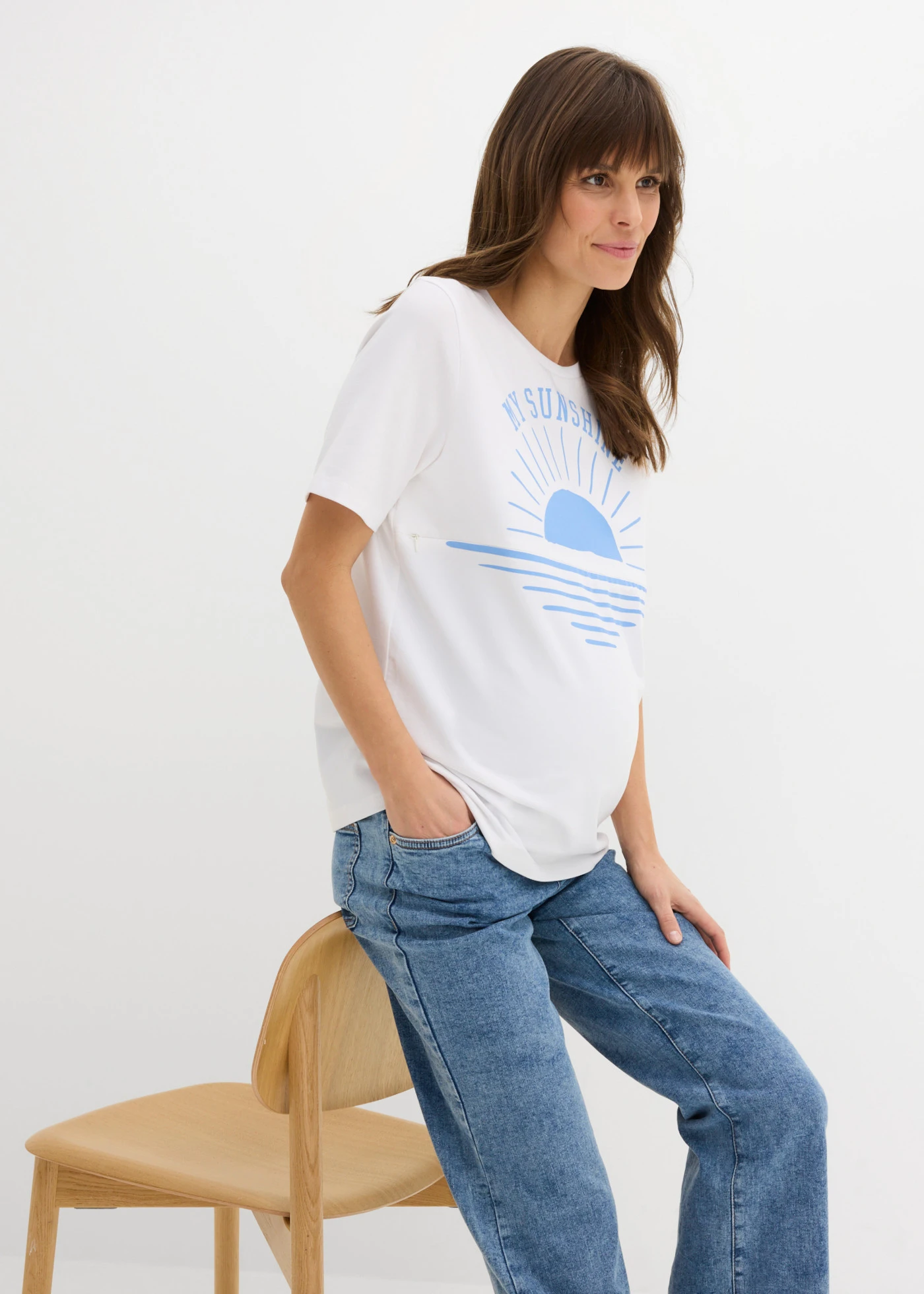 T-shirt 2 w 1 na okres ciązy i do karmienia z bawełny organicznej • biało-niebieski z nadrukiem • sklep bonprix